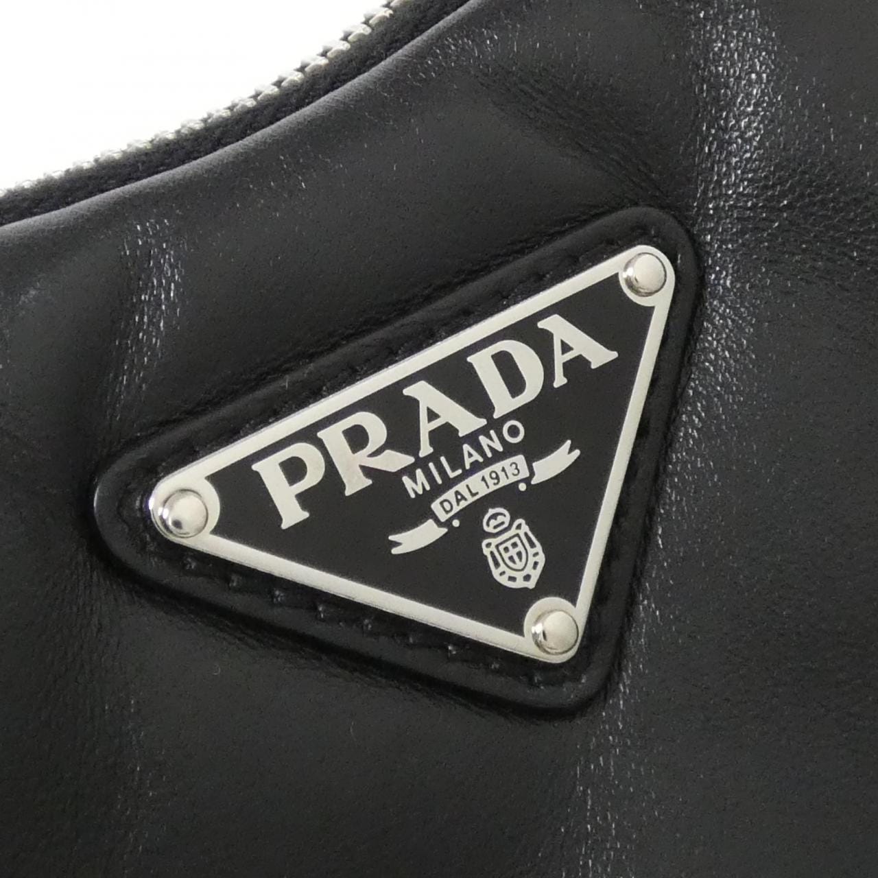 プラダ 1BH204 ショルダーバッグ