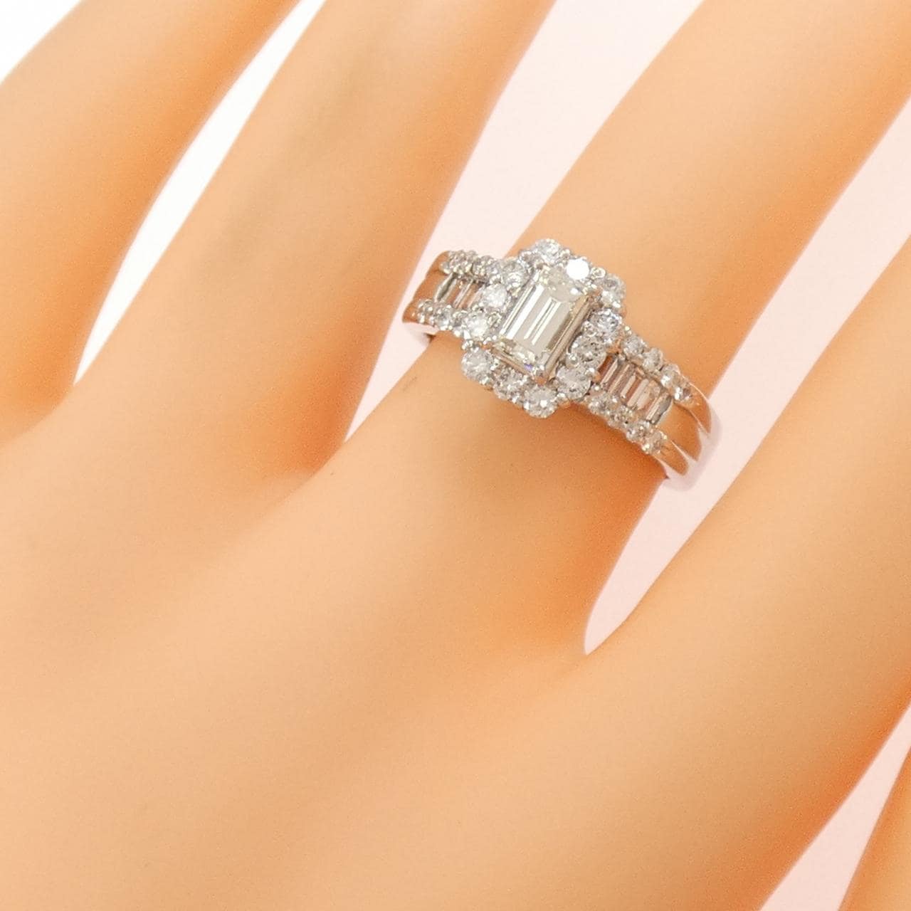 PT900 ダイヤモンド リング 0.452CT