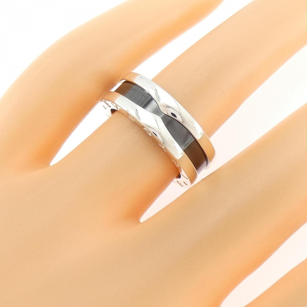 ブルガリ セーブザチルドレン リング