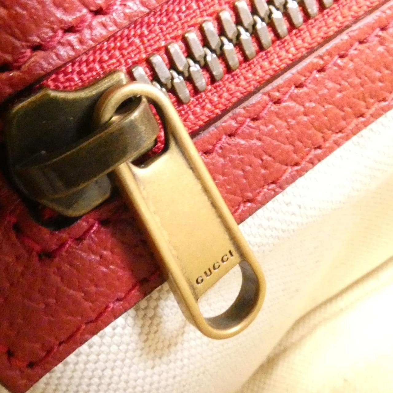 グッチ 625895 2CSAT ウエストバッグ