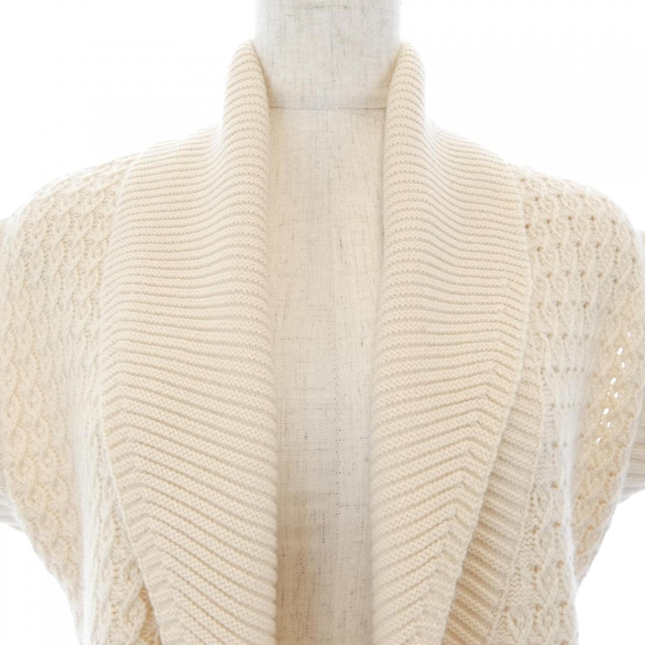 シャネル CHANEL P30202K00347 07C カーディガン