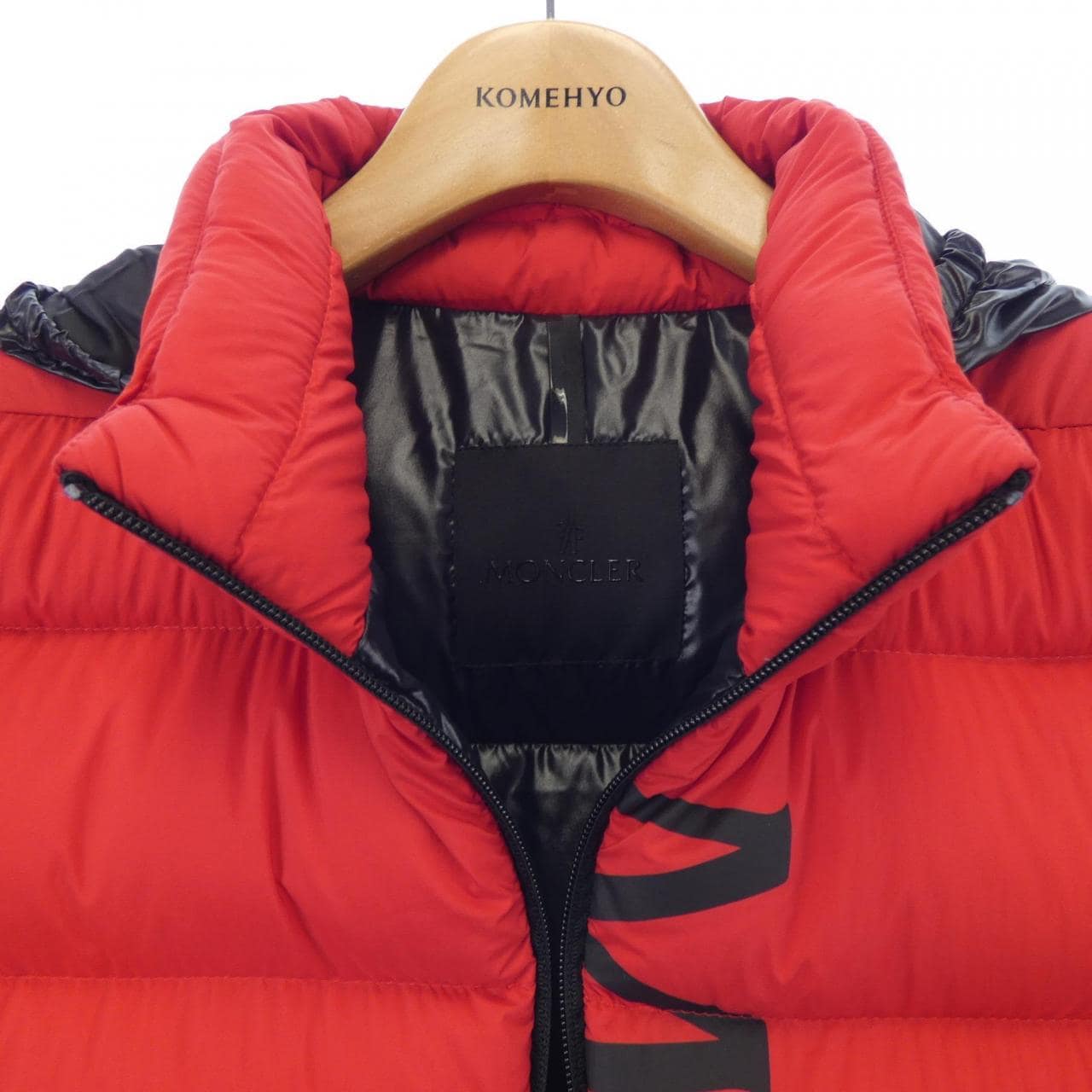 モンクレール MONCLER AMAK ダウンベスト