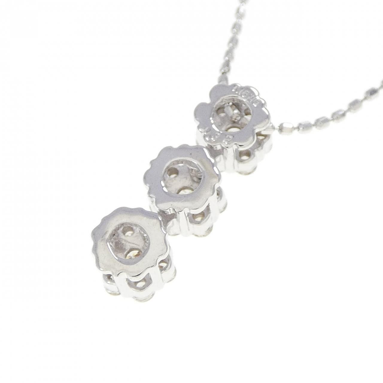K18WG フラワー ダイヤモンド ネックレス 0.32CT