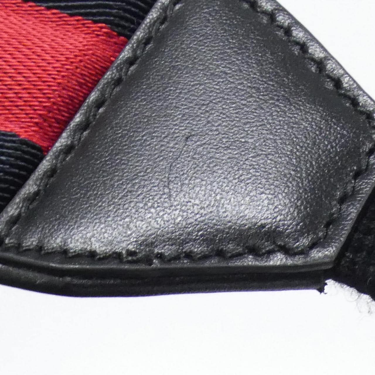 Gucci 792123 FADJN双肩包