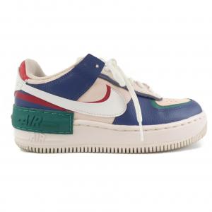 ナイキ NIKE スニーカー