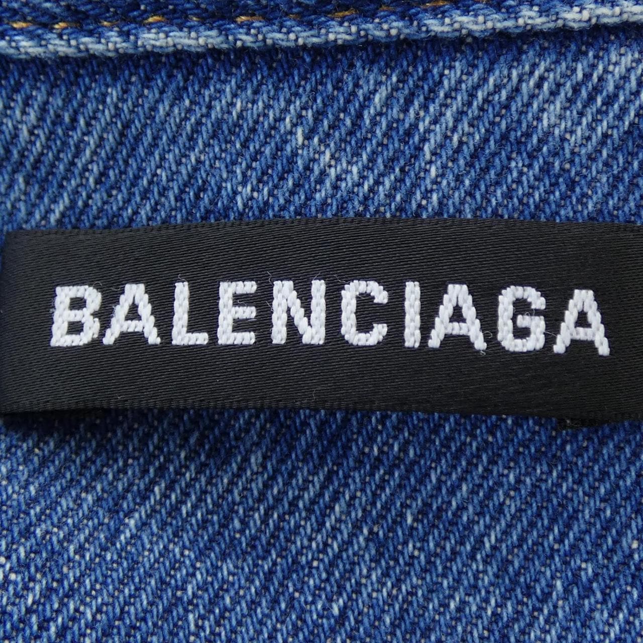 バレンシアガ BALENCIAGA ダメージ加工 571371 TCW03 シャツ