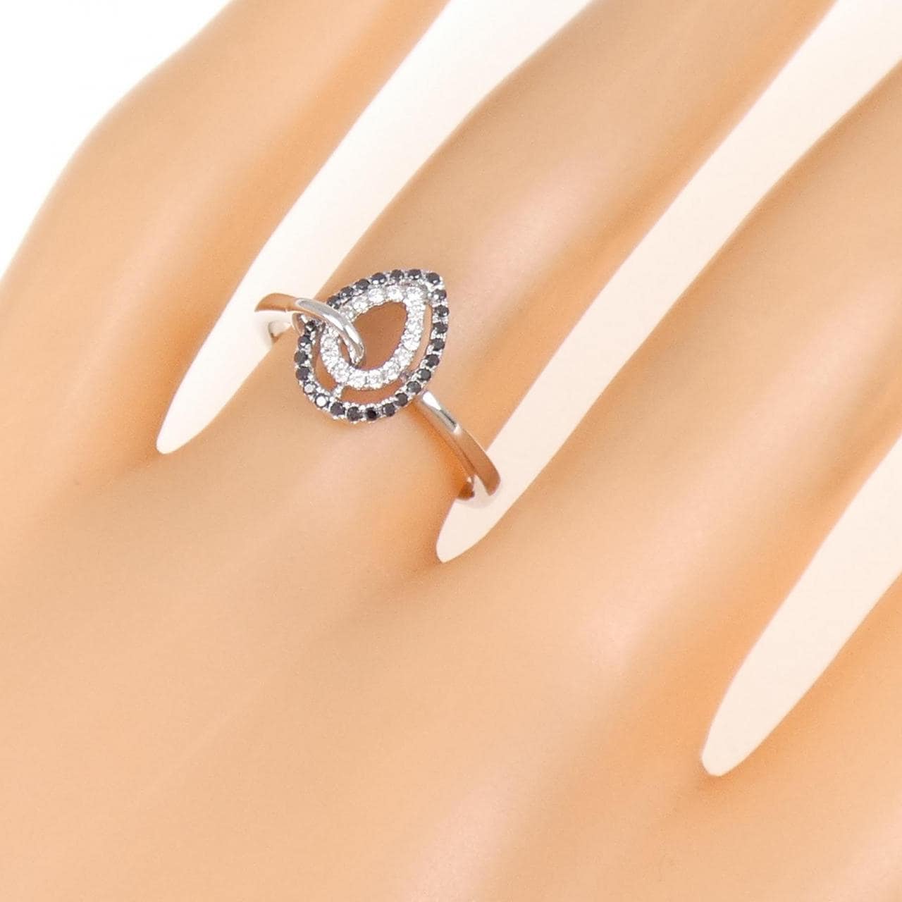 K18WG ダイヤモンド リング 0.13CT