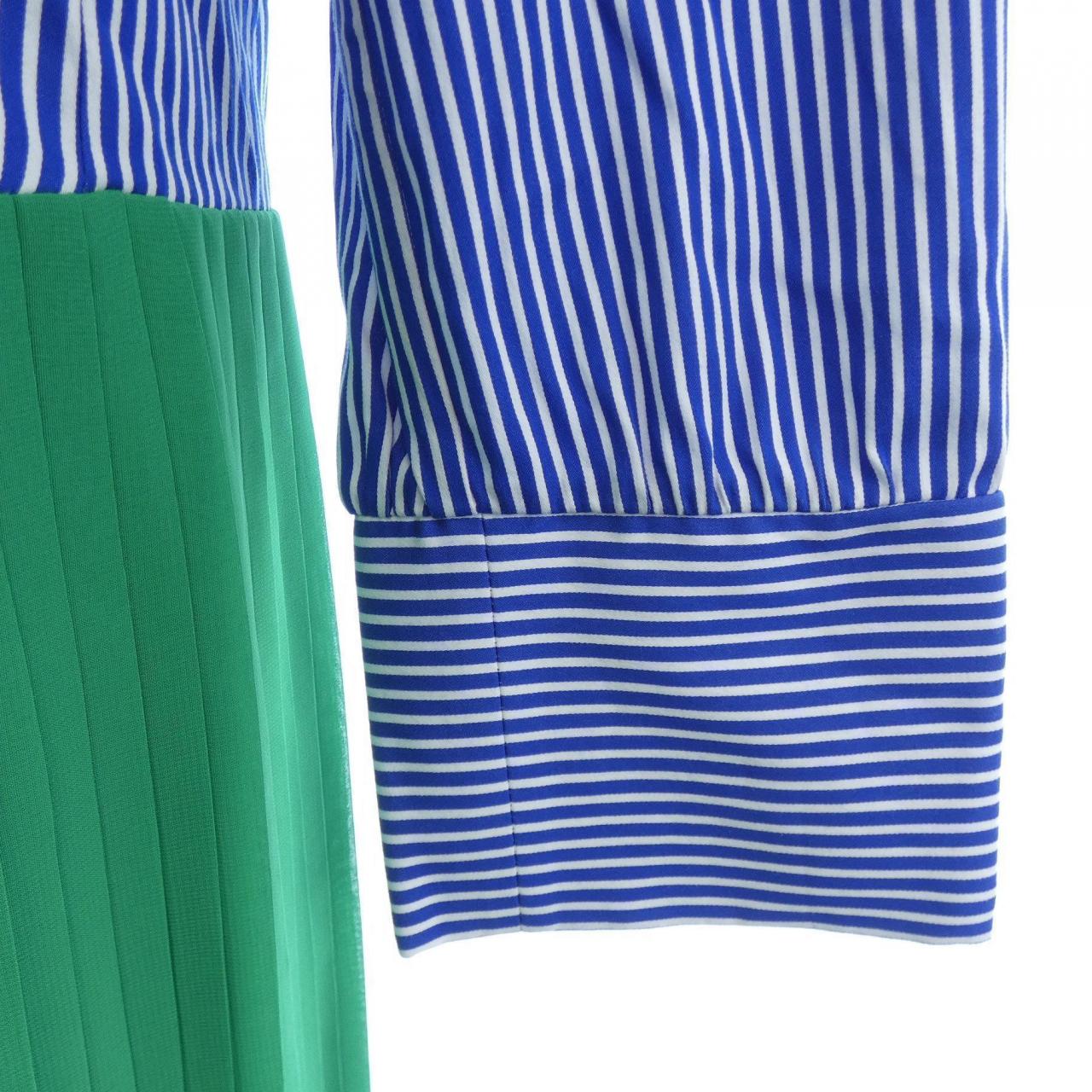 バウムウンドヘルガーデン Baum und Pferdgarten ワンピース