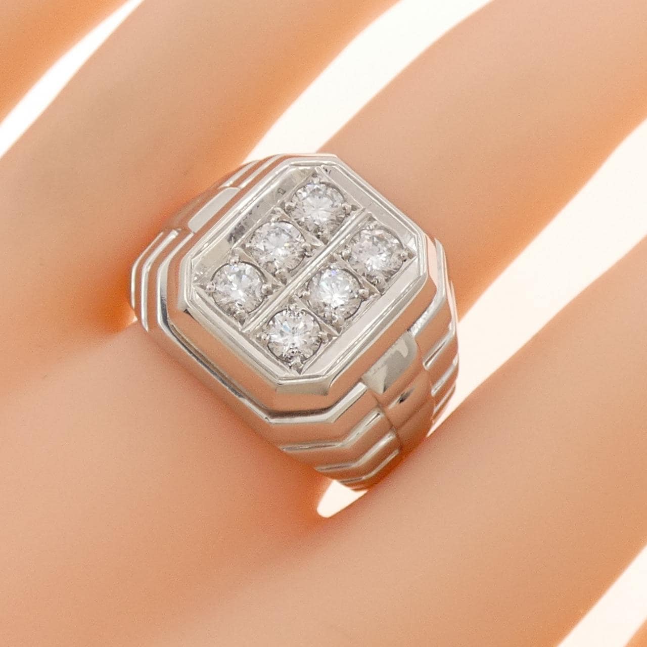 PT900 ダイヤモンド リング 1.00CT