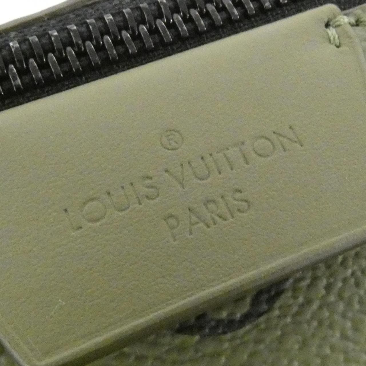 LOUIS VUITTON Monogram Tone LV Moon Crossbody M23838 Shoulder Bag