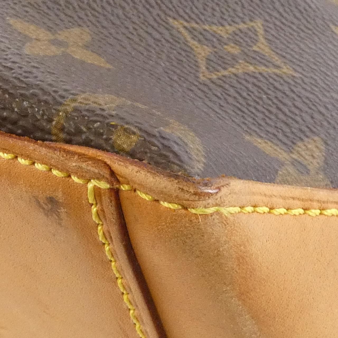 ルイヴィトン モノグラム カバ メゾ M51151 バッグ