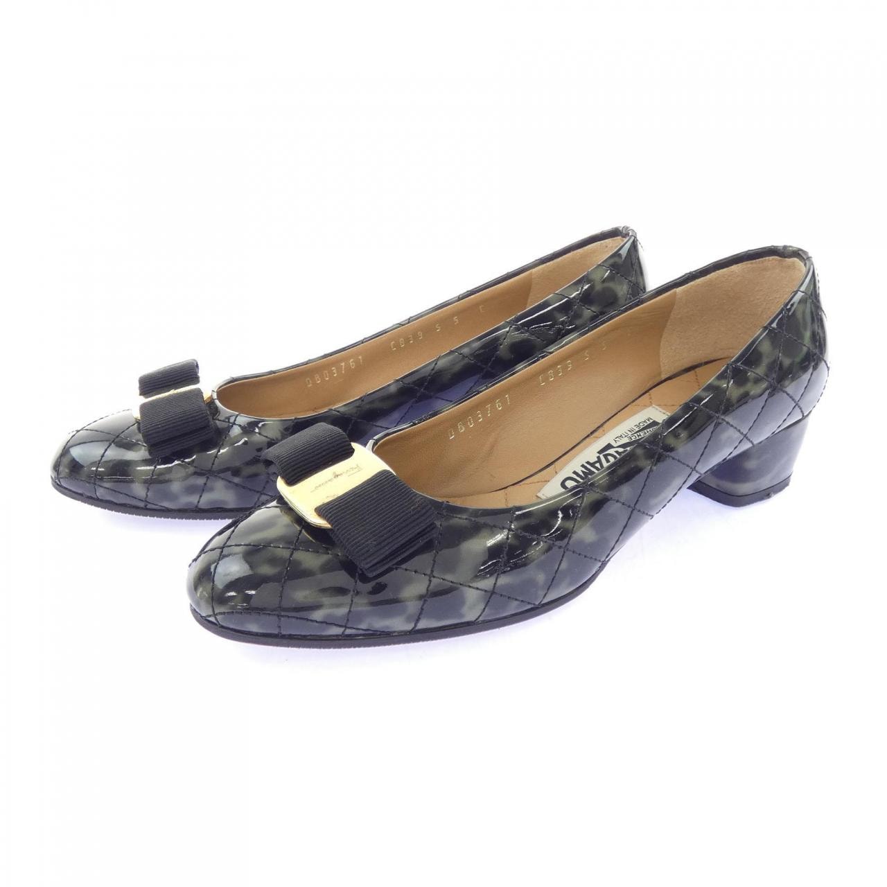 サルヴァトーレフェラガモ SALVATORE FERRAGAMO パンプス
