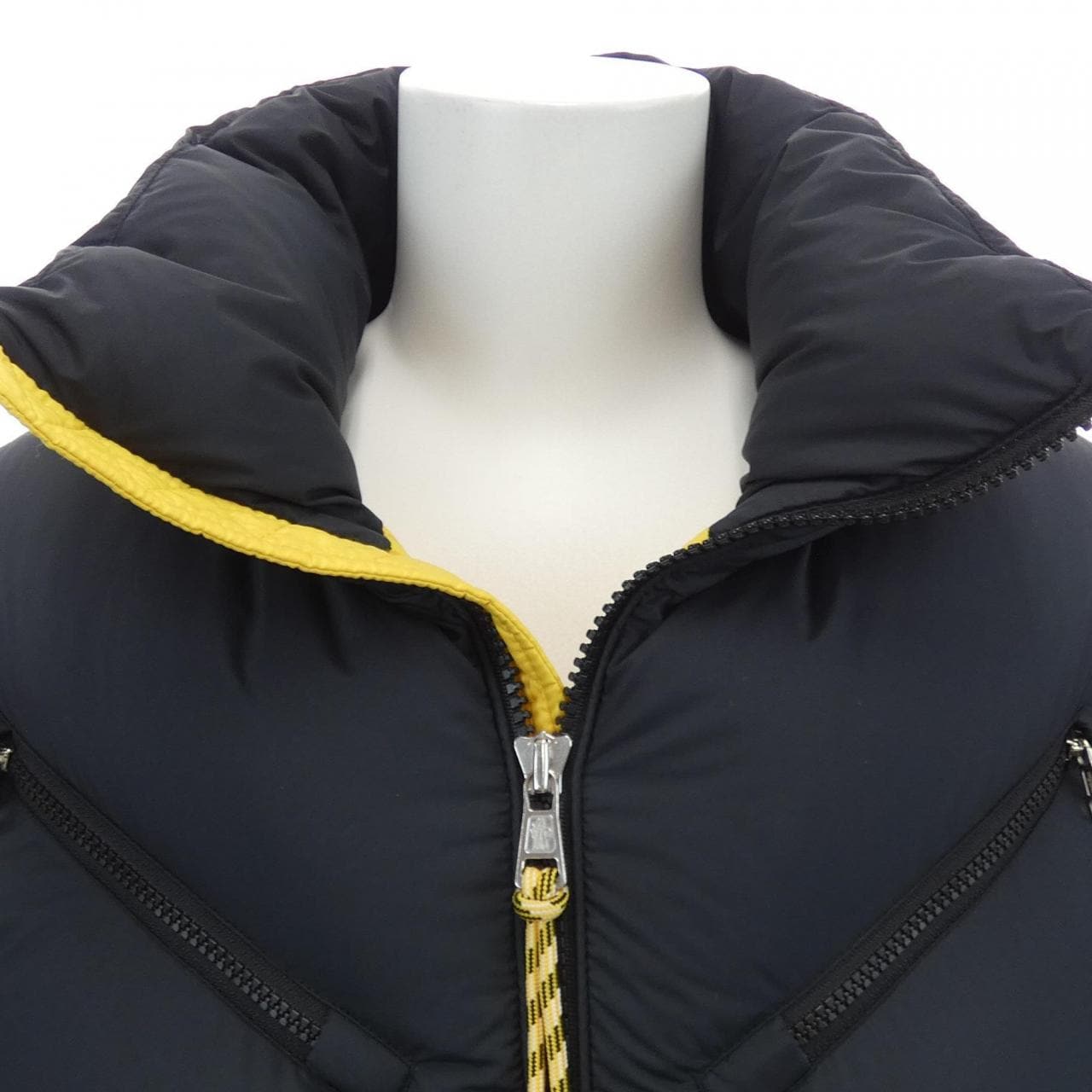 モンクレール MONCLER KATMAI ダウンジャケット