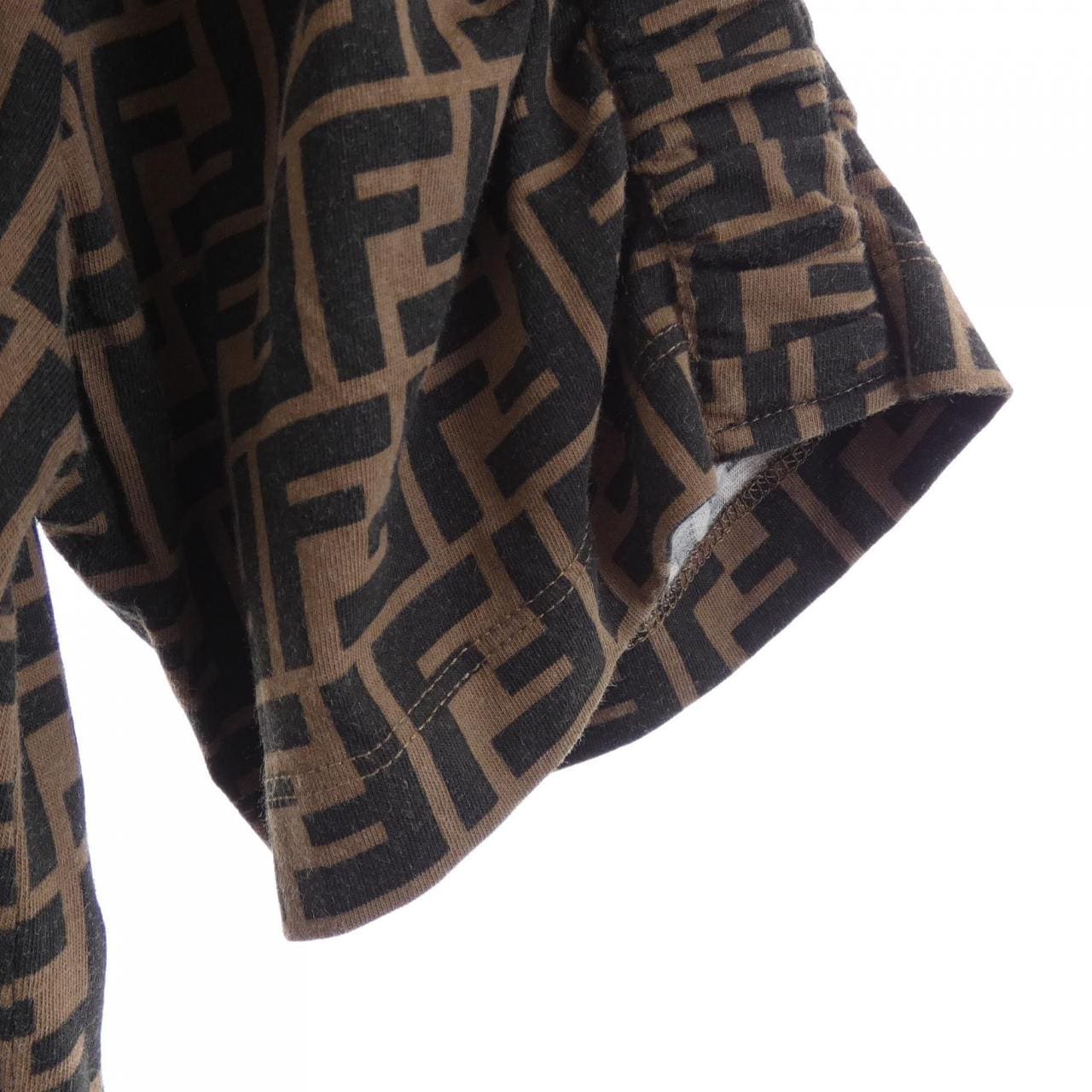 フェンディ FENDI FS7160 A7W5 Tシャツ