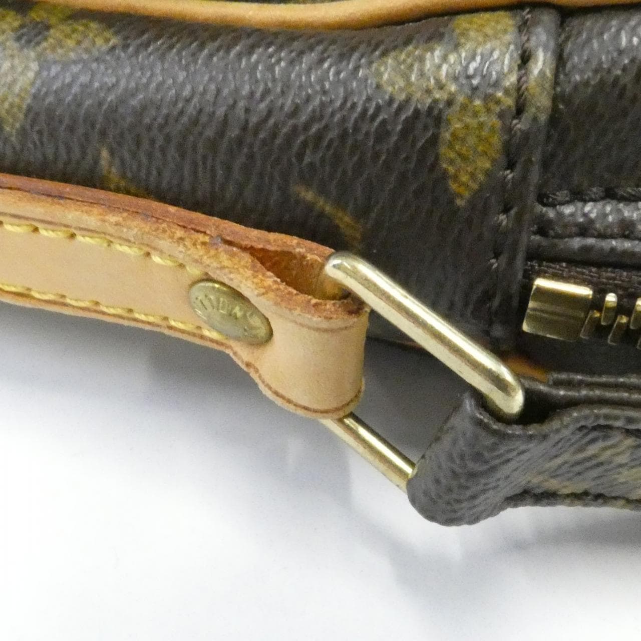 ルイヴィトン モノグラム アマゾン M45236 ショルダーバッグ