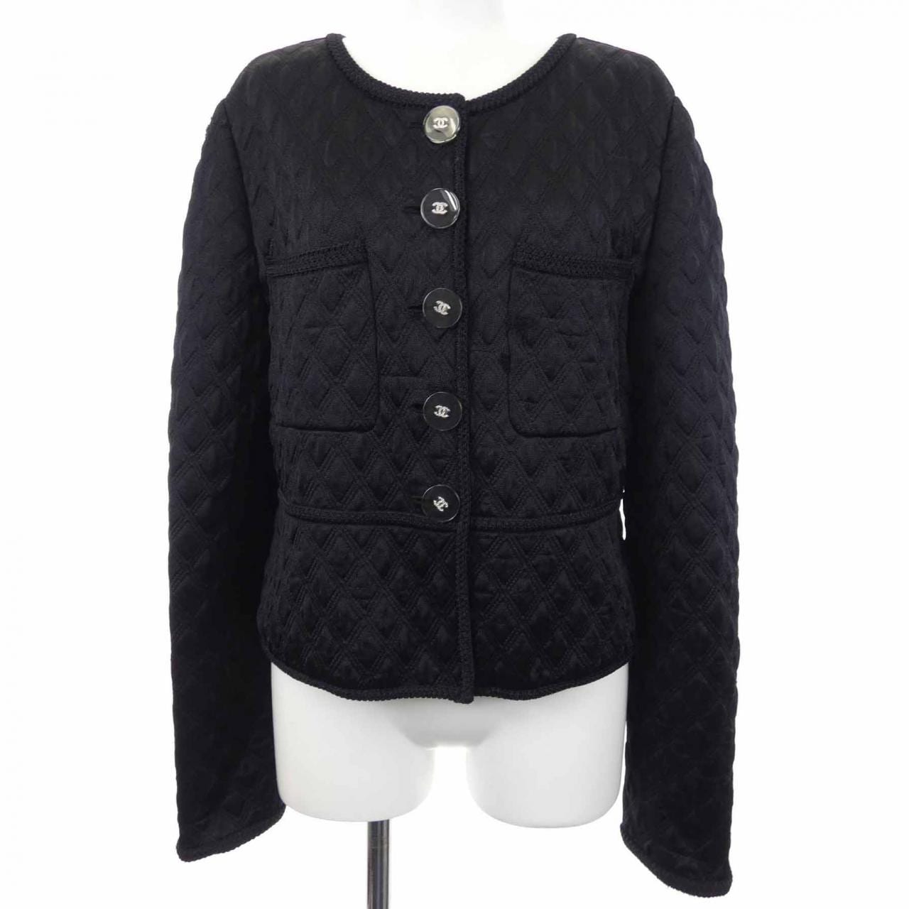 CHANEL P57008K07441 17A Collarless Jacket