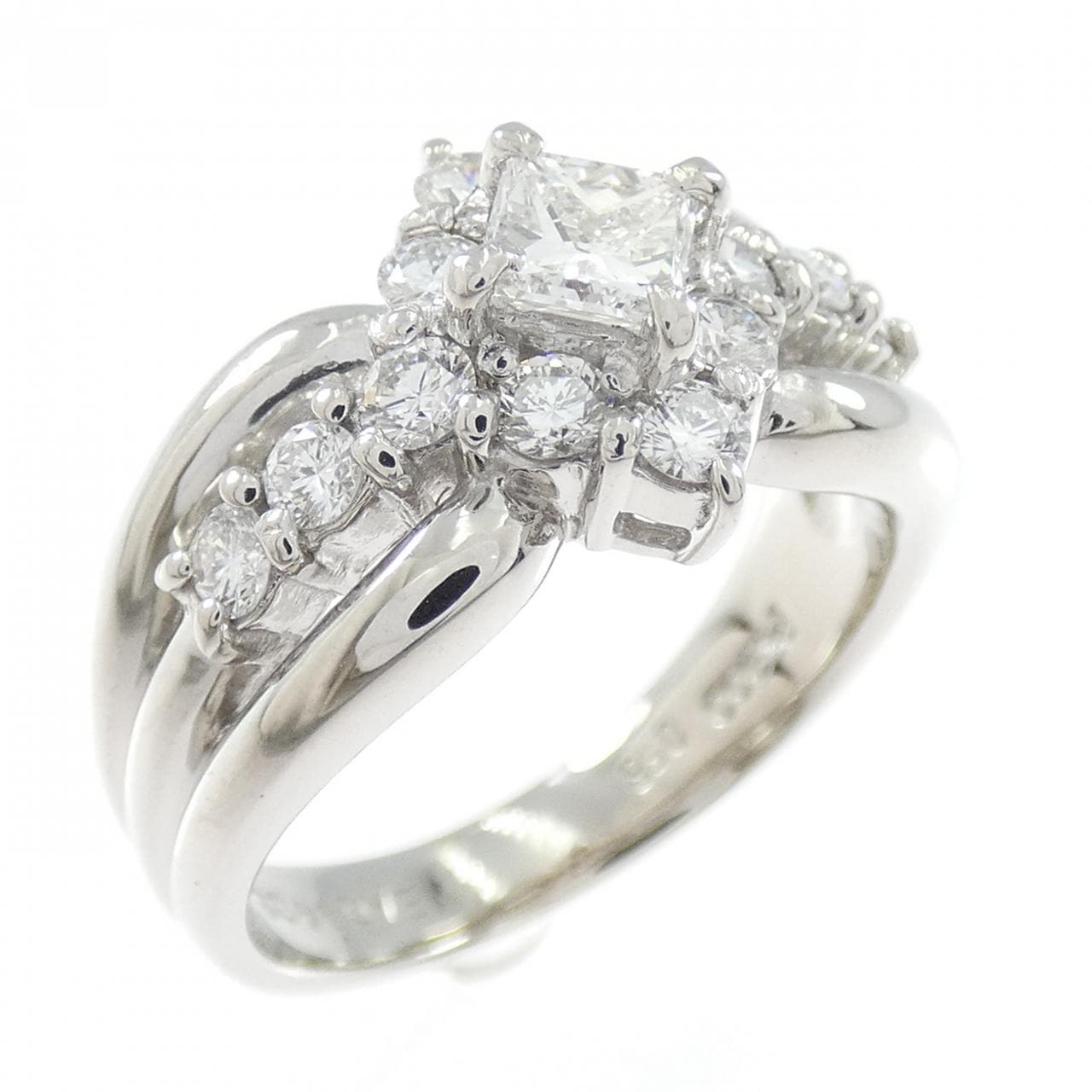 PT900 ダイヤモンド リング 0.372CT
