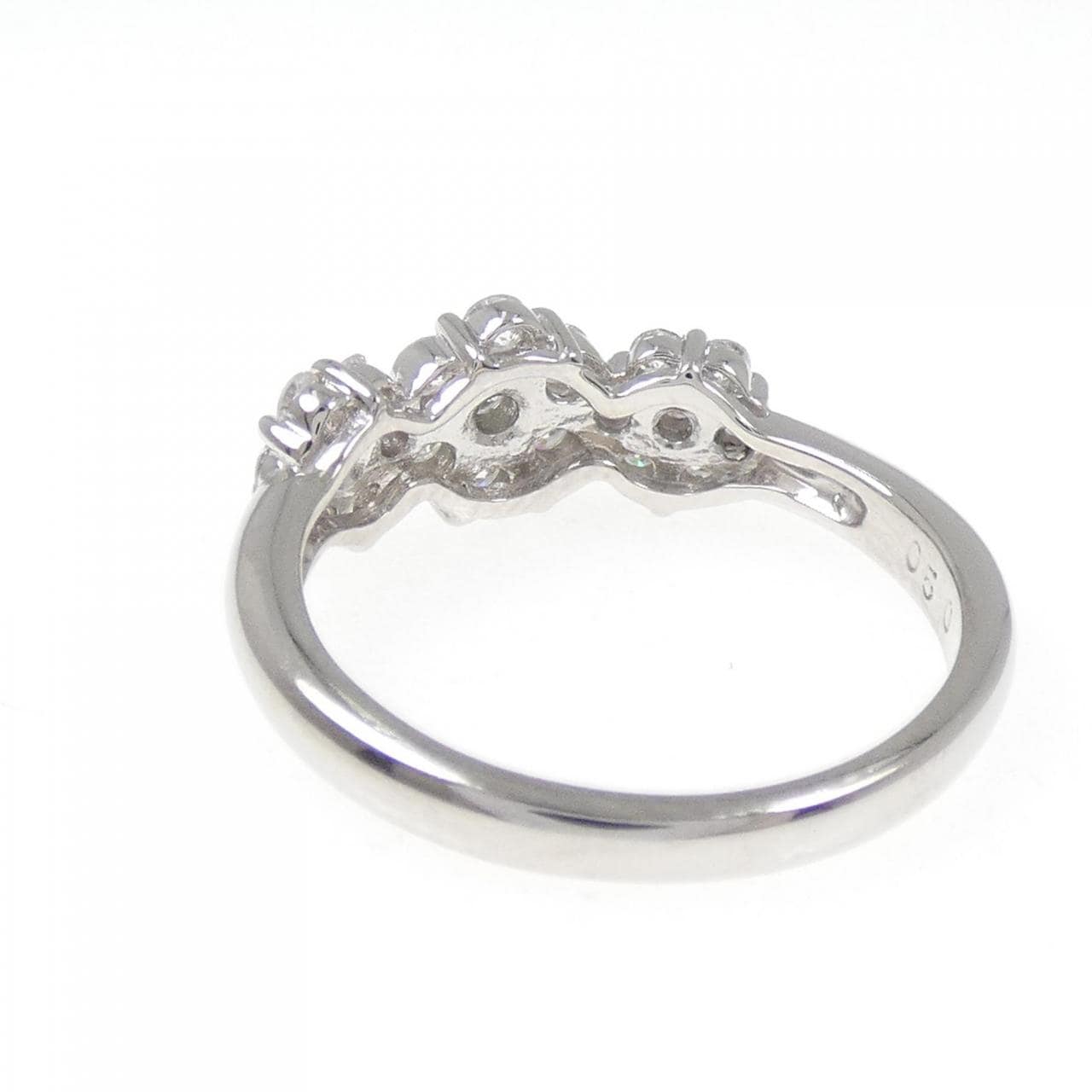 PT900 フラワー ダイヤモンド リング 0.50CT