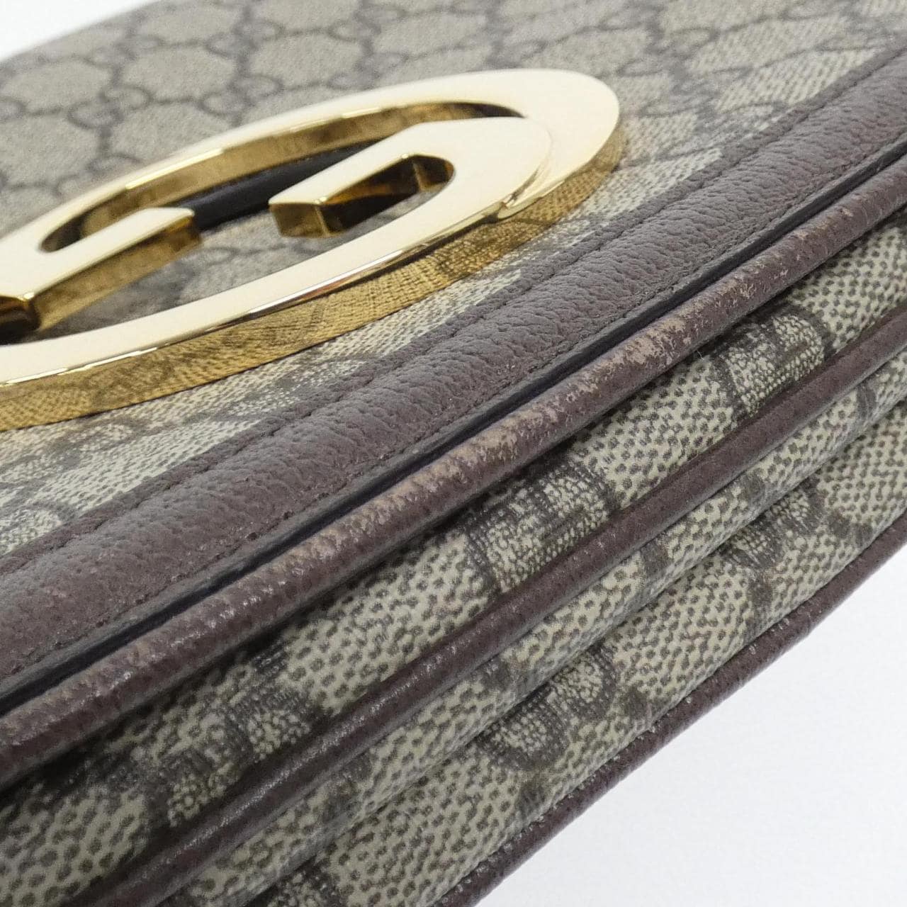 グッチ GUCCI BLONDIE 699210 96IWG ショルダーバッグ