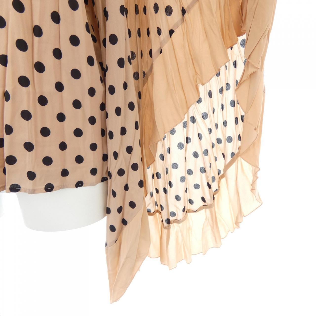 ザニューハウス THE NEWHOUSE トップス