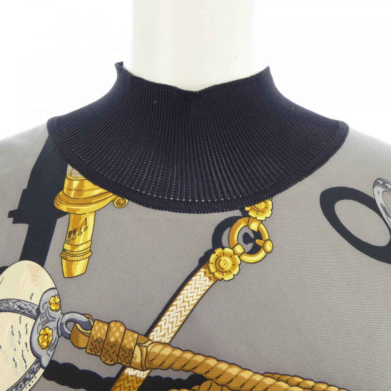 エルメス HERMES MEMOIRE D`HERMES ツイルレーヌ. トップス