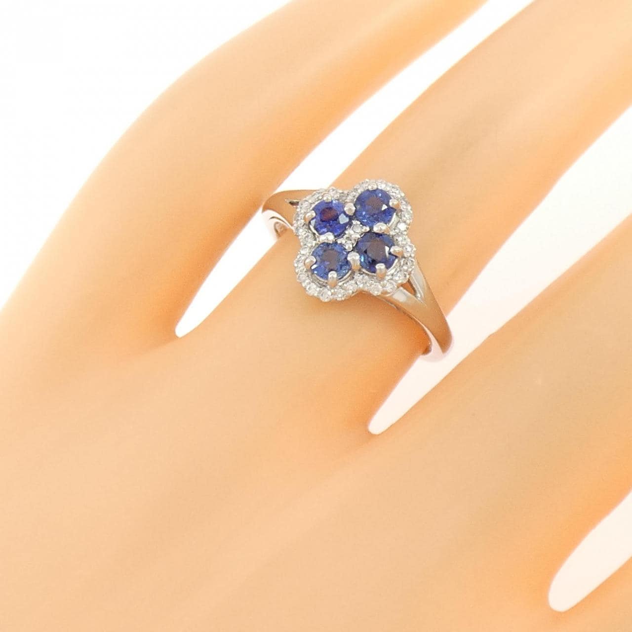 PT900 サファイヤ リング 0.66CT