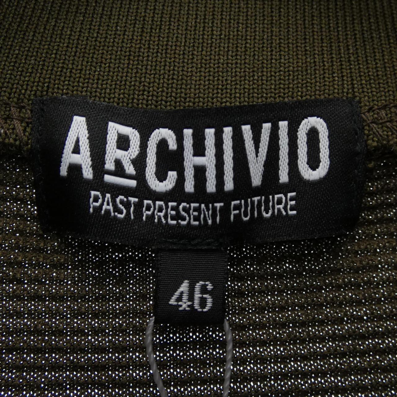 アルチビオ ARCHIVIO トップス