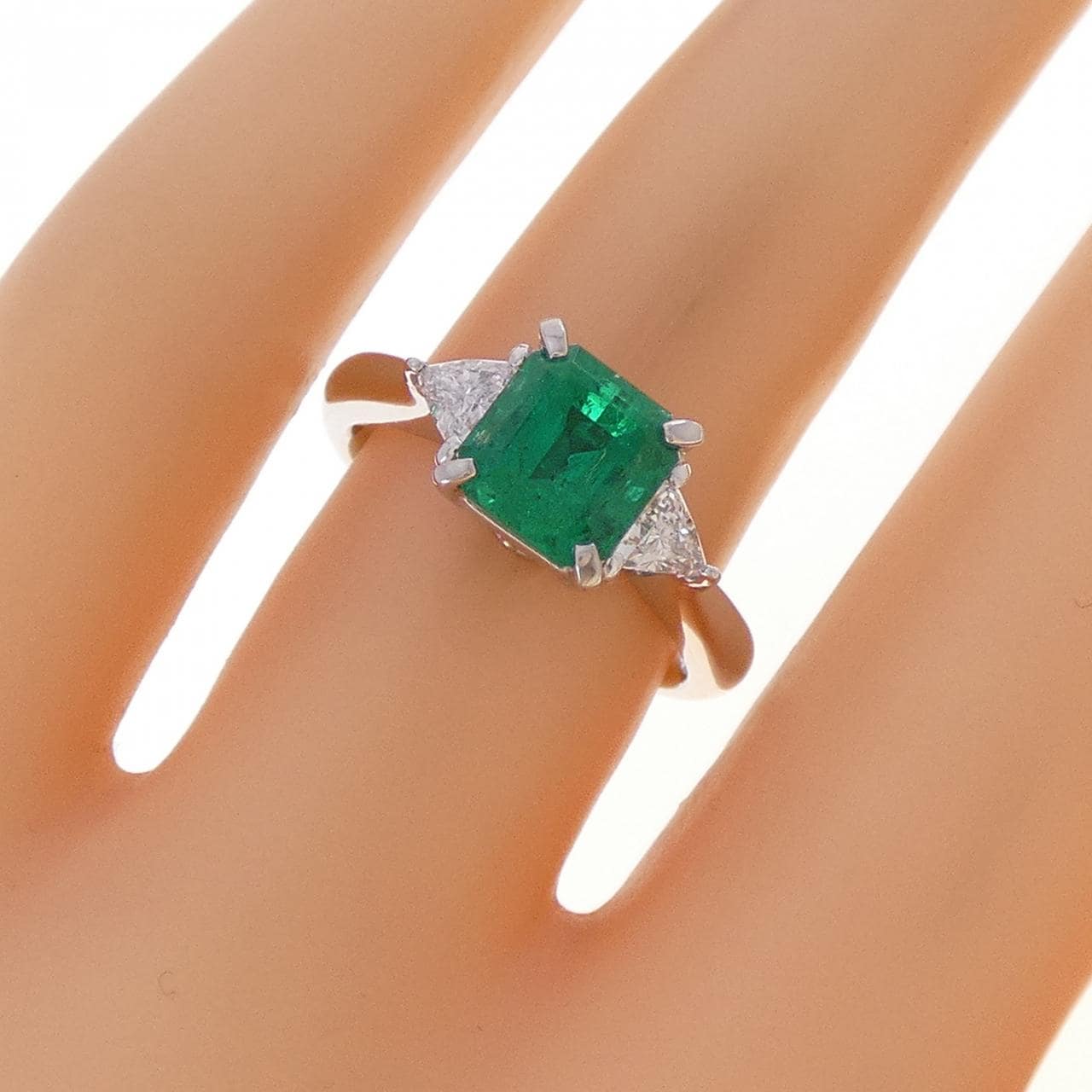 PT900 エメラルド リング 1.53CT