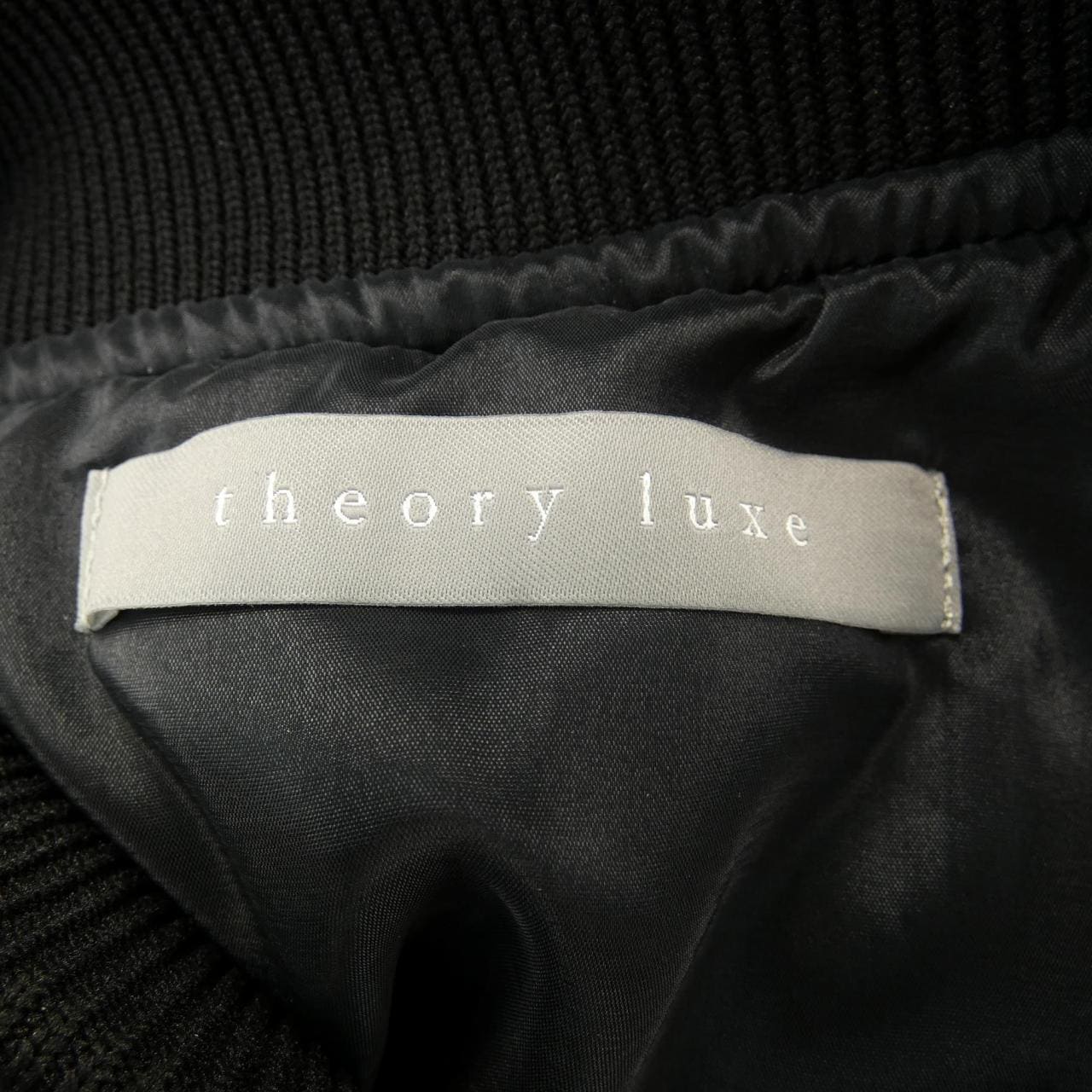 塞奧莉露Theory luxe夾克