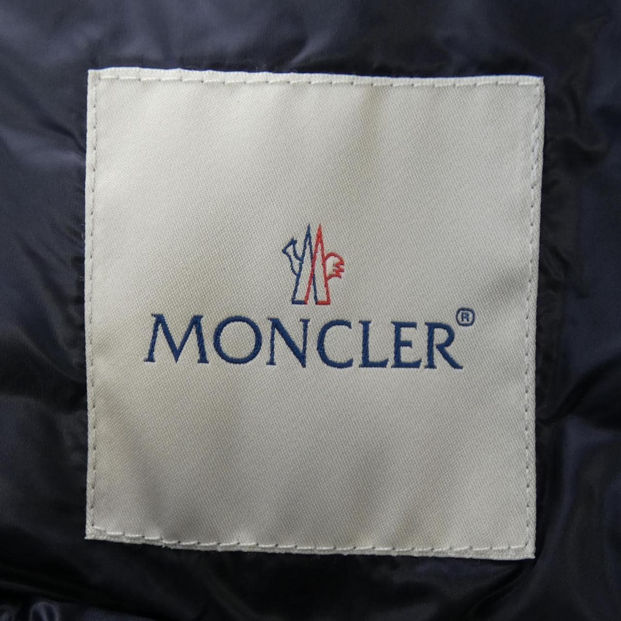 モンクレール MONCLER ダウンジャケット