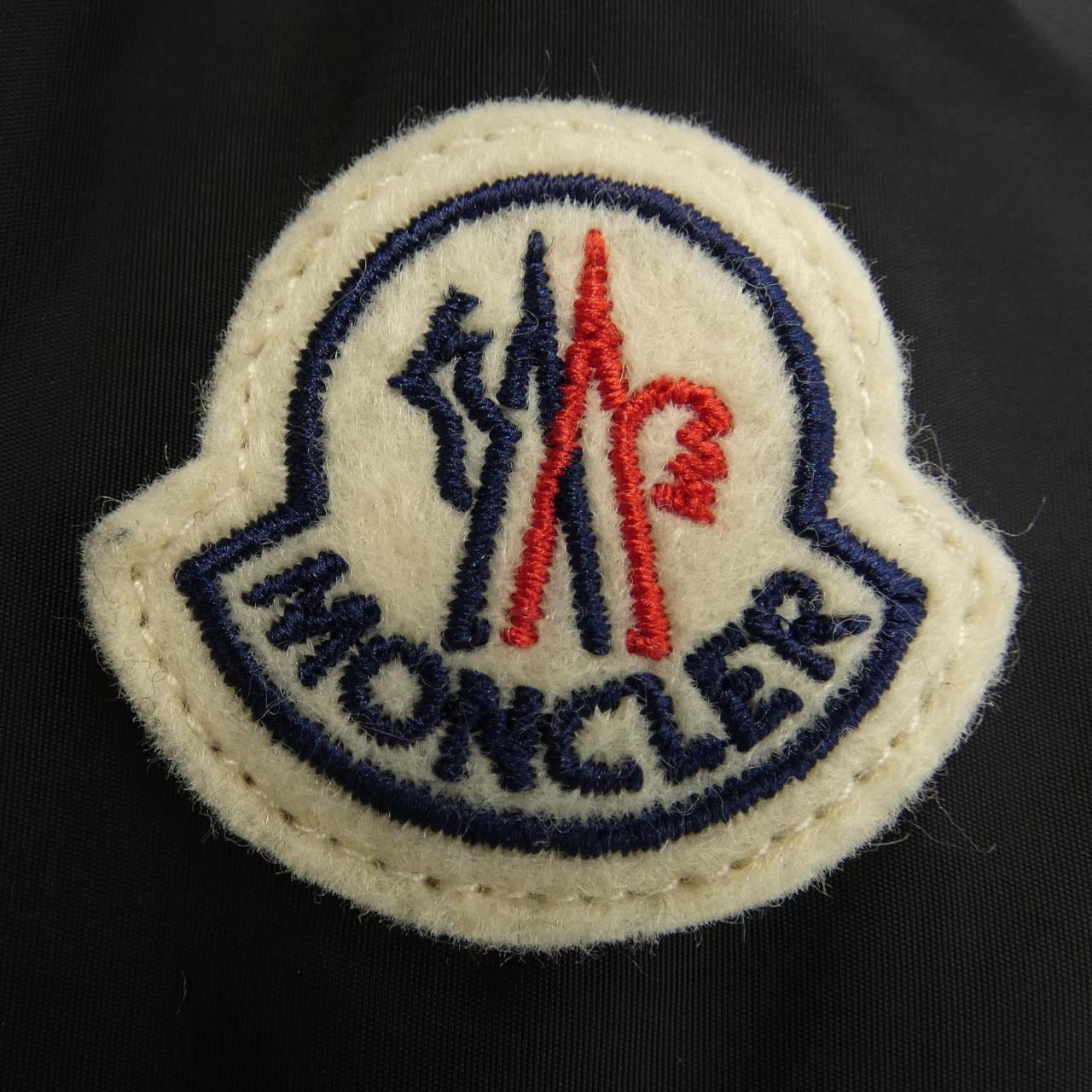 モンクレール MONCLER ブルゾン