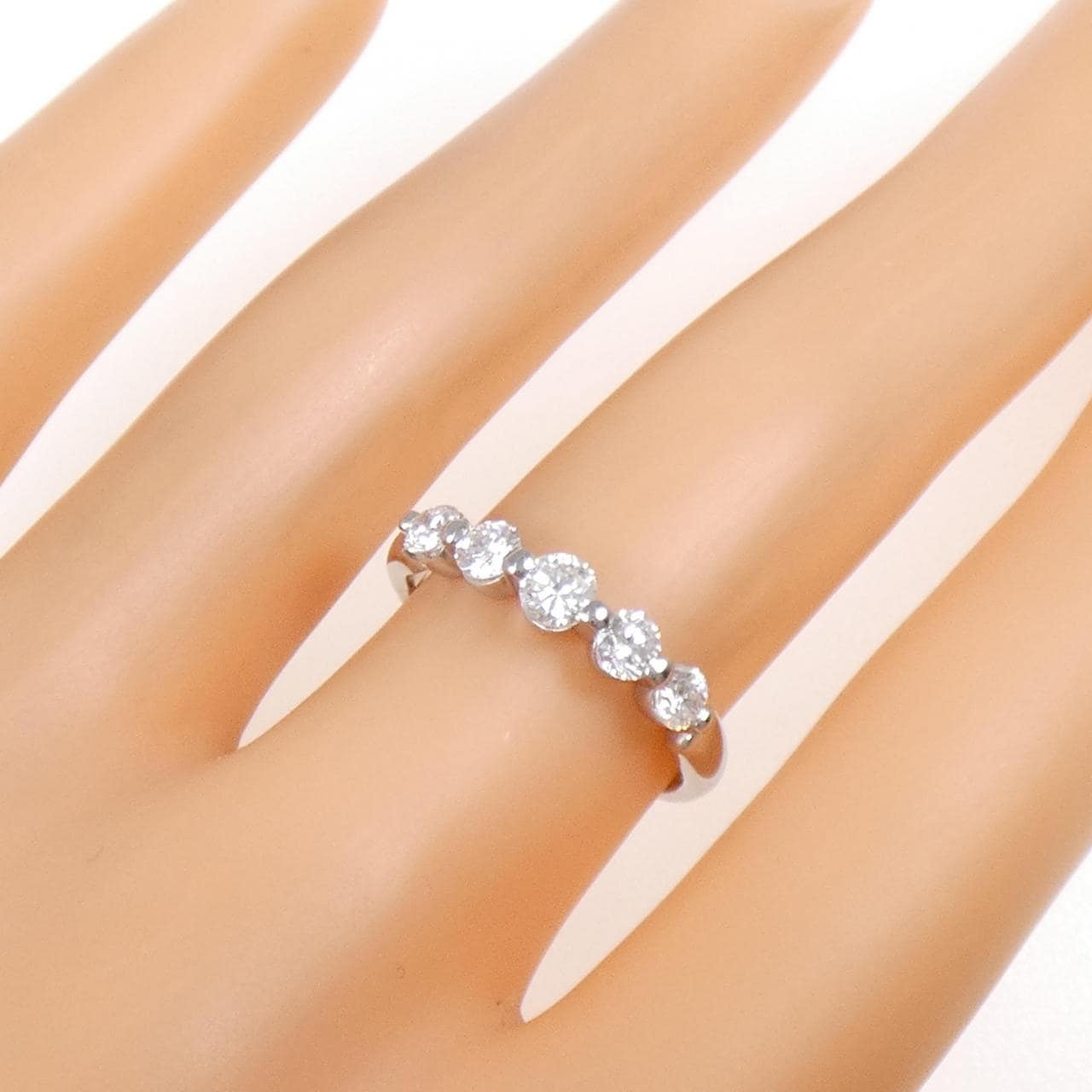 PT900 ダイヤモンド リング 0.72CT
