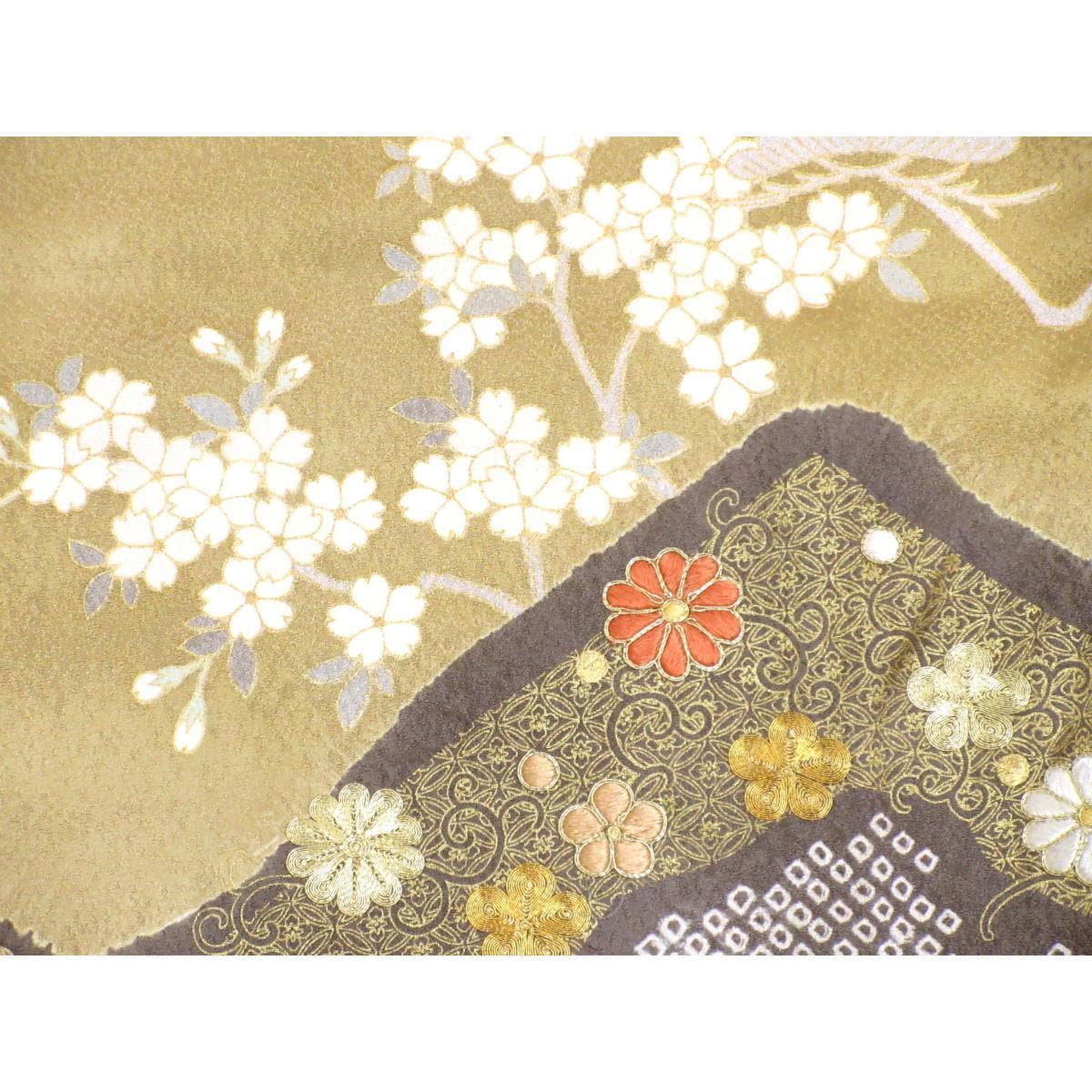 訪問着　友禅金彩加工　刺繍入り　絞り加工　身幅Ｌ寸