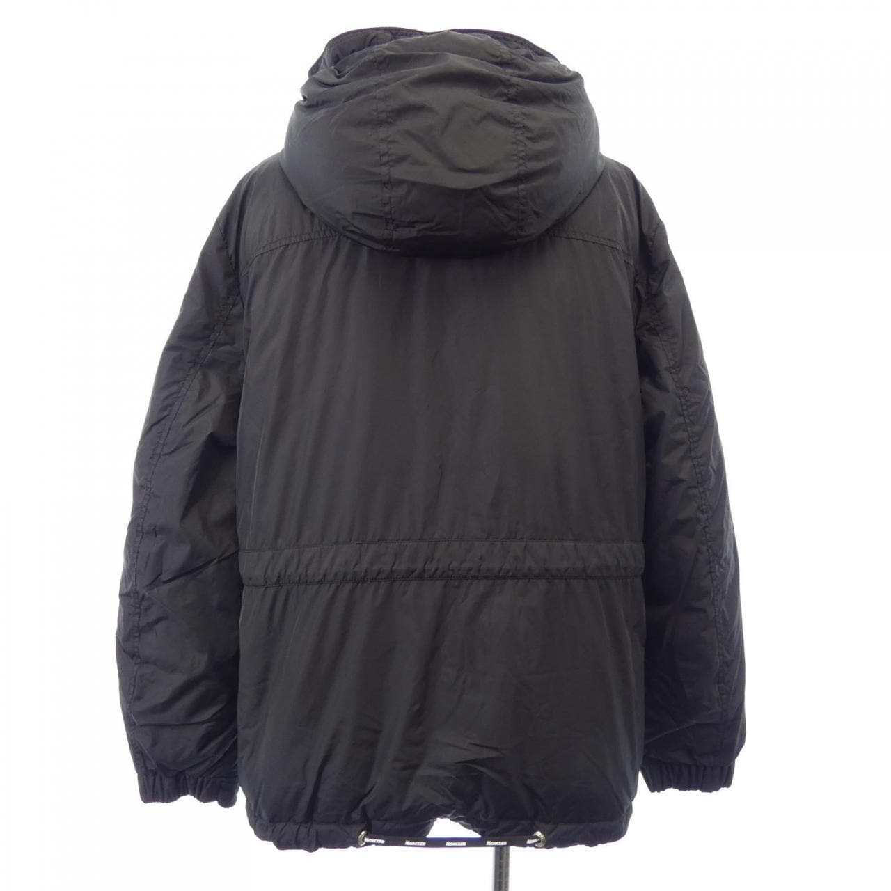 モンクレール MONCLER ダウンジャケット