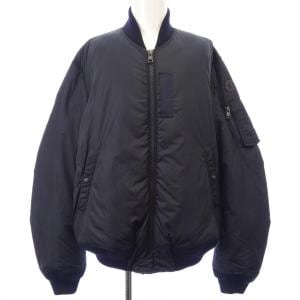 モンクレール MONCLER ダウンジャケット