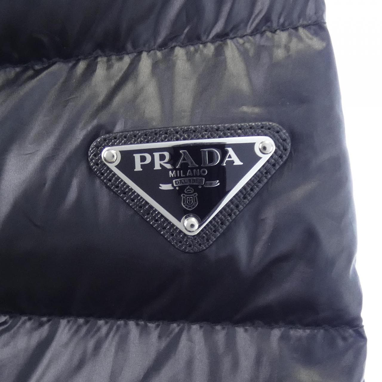 プラダ PRADA ダウンジャケット