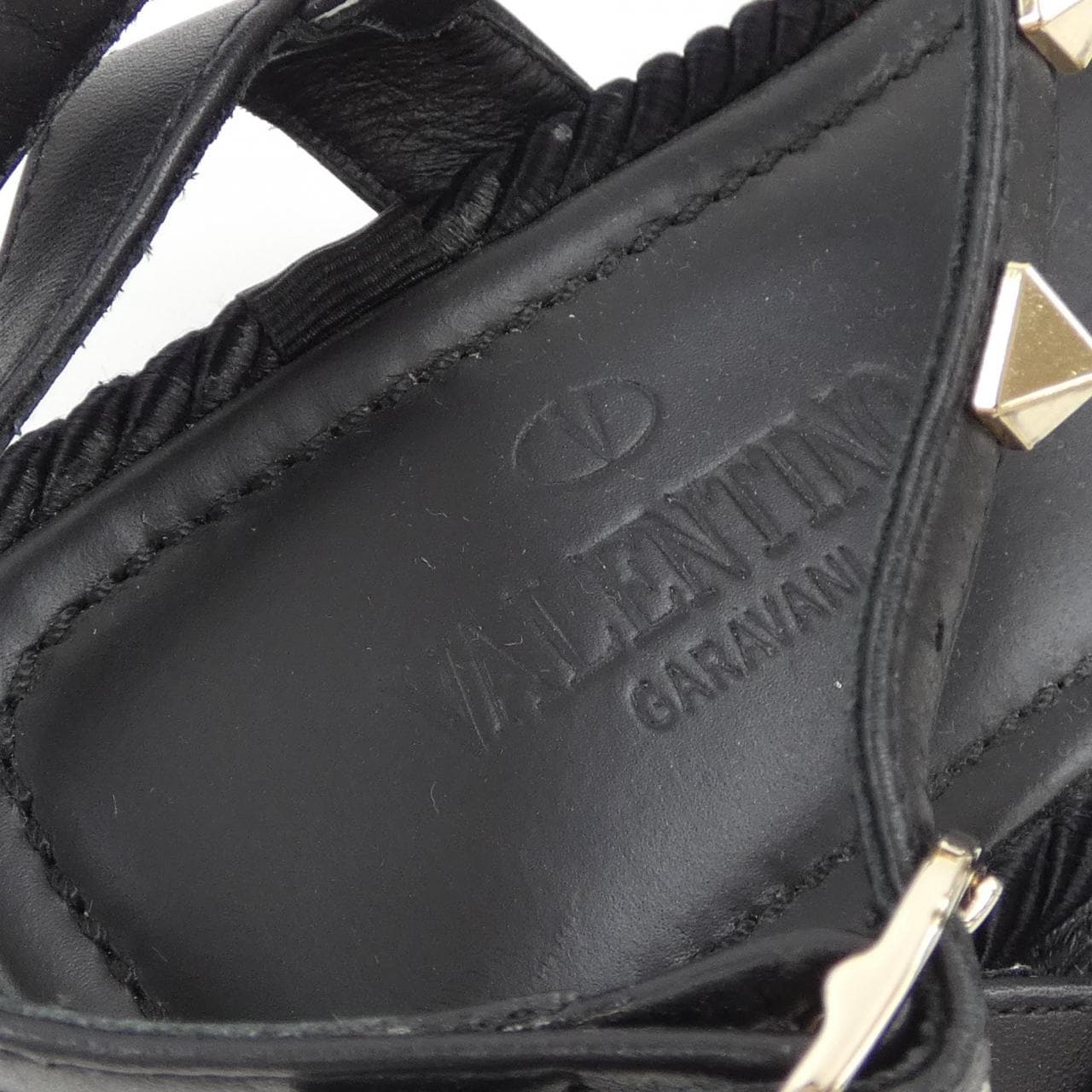 ヴァレンティノ VALENTINO サンダル