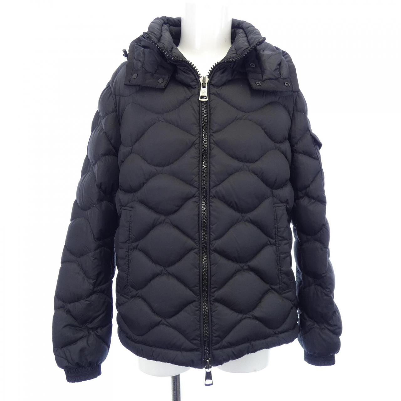 モンクレール MONCLER MORANDIERES ダウンジャケット