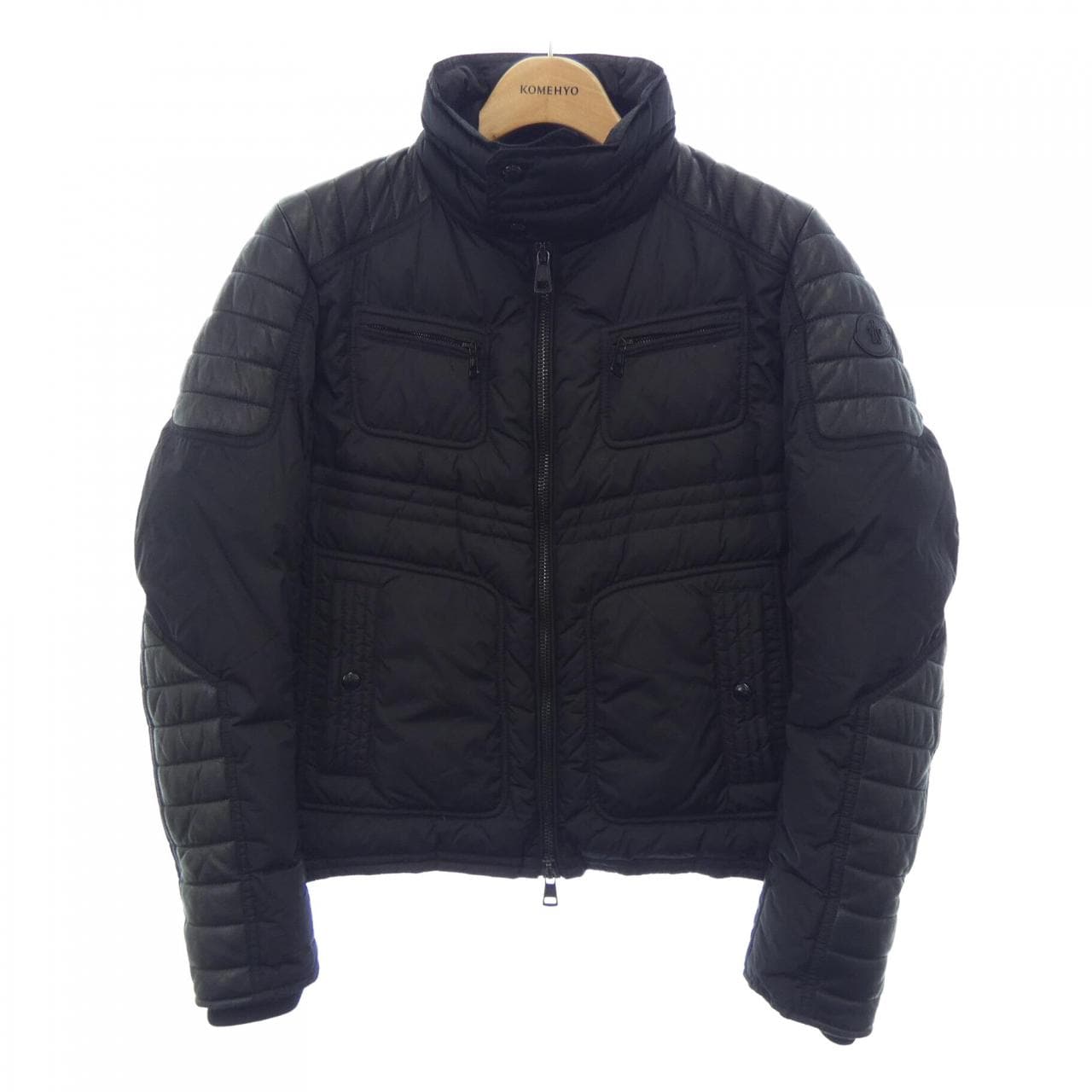 モンクレール MONCLER ダウンジャケット