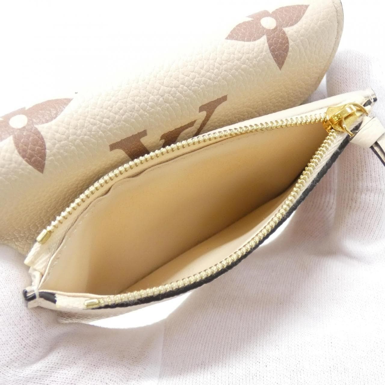 ルイヴィトン バイカラー モノグラム アンプラント ポルトフォイユ ヴィクトリーヌ M80086 財布