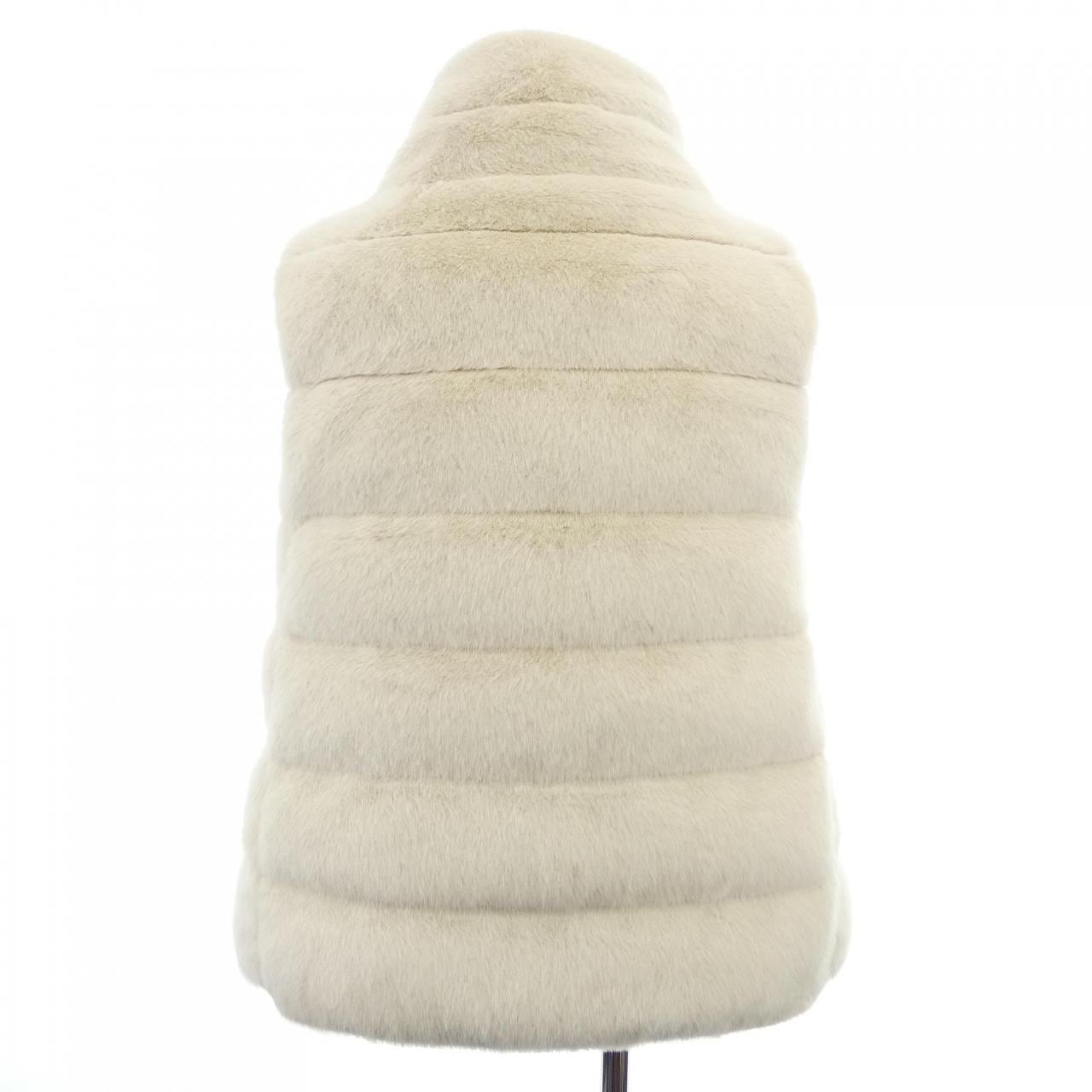 ヘルノ Herno PI001514D ダウンベスト