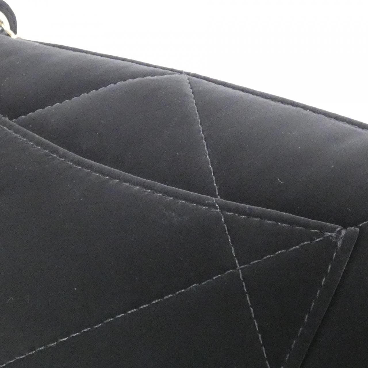 シャネル AP4771 チェーンクラッチ