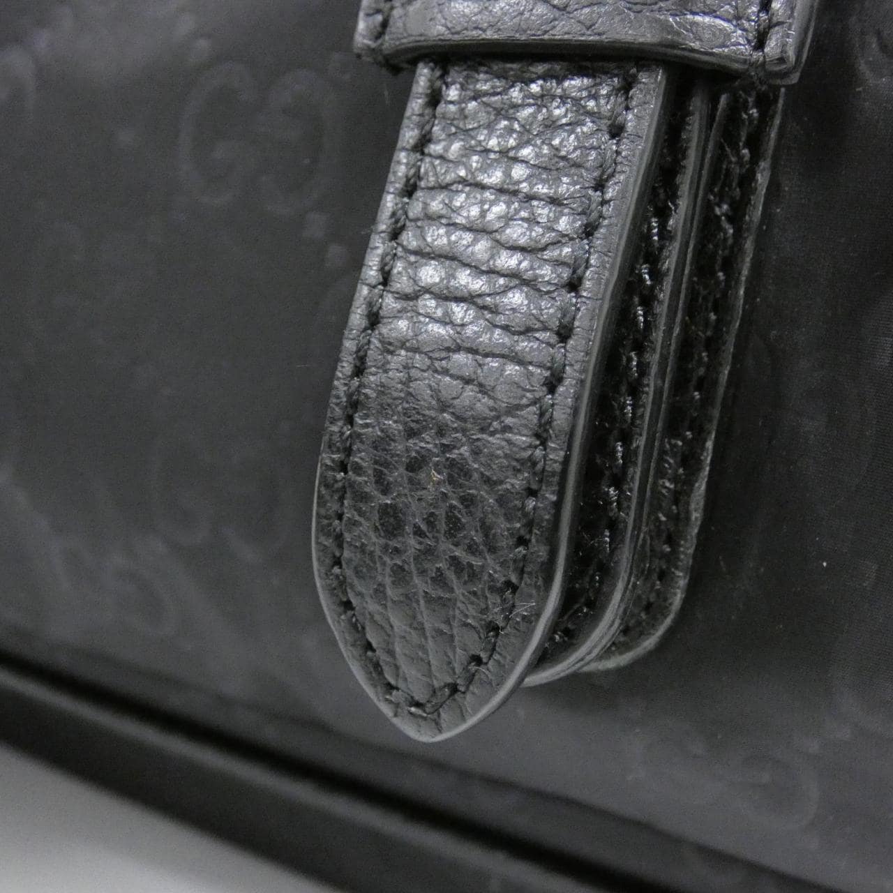 グッチ 510334 K28AN ショルダーバッグ