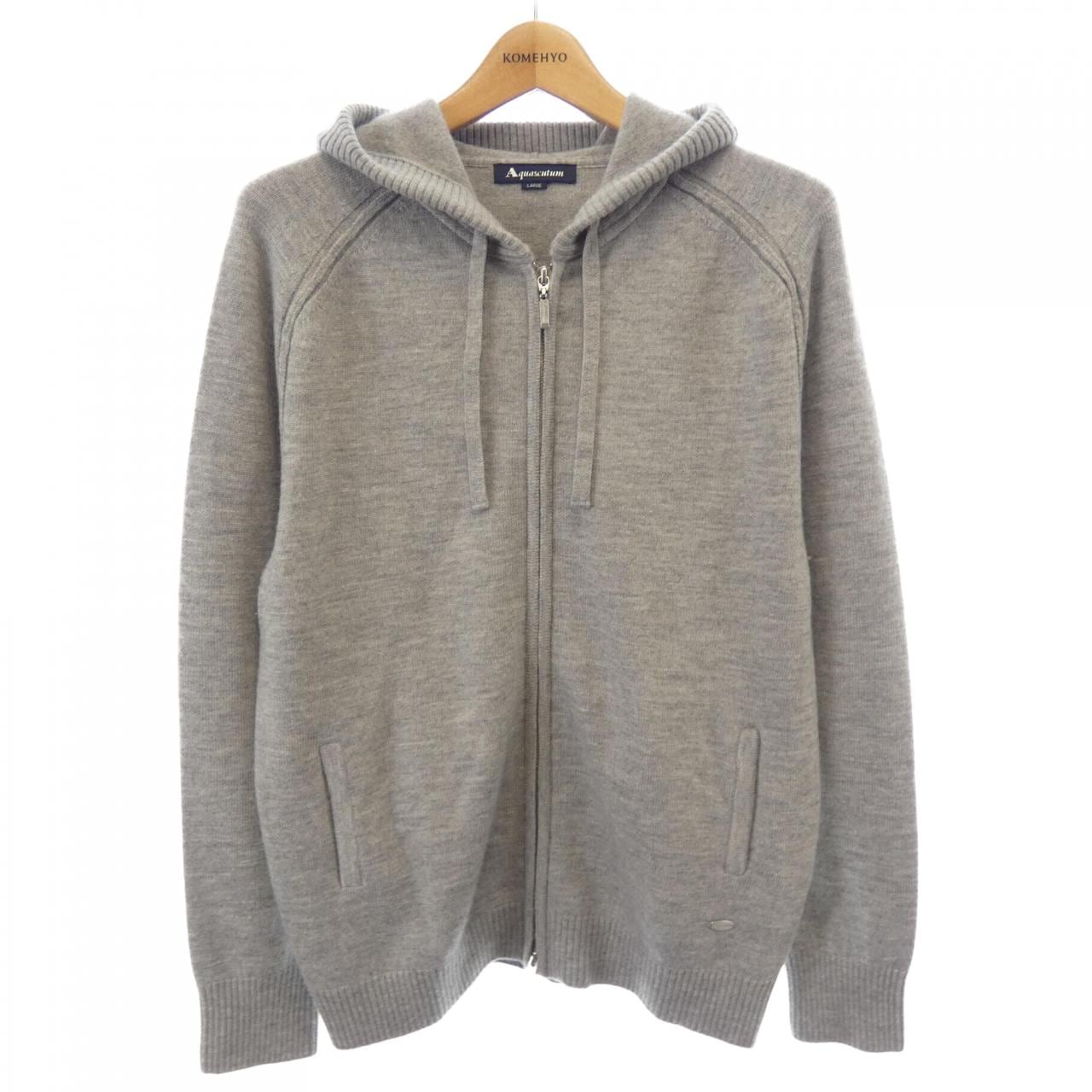 アクアスキュータム Aquascutum パーカー