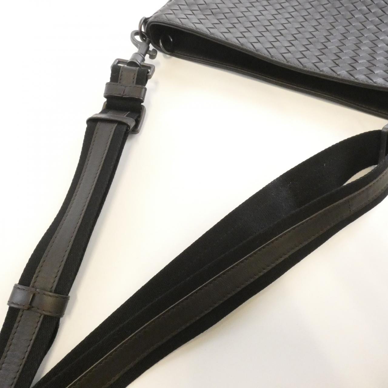 ボッテガヴェネタ 276357 V465C ショルダーバッグ