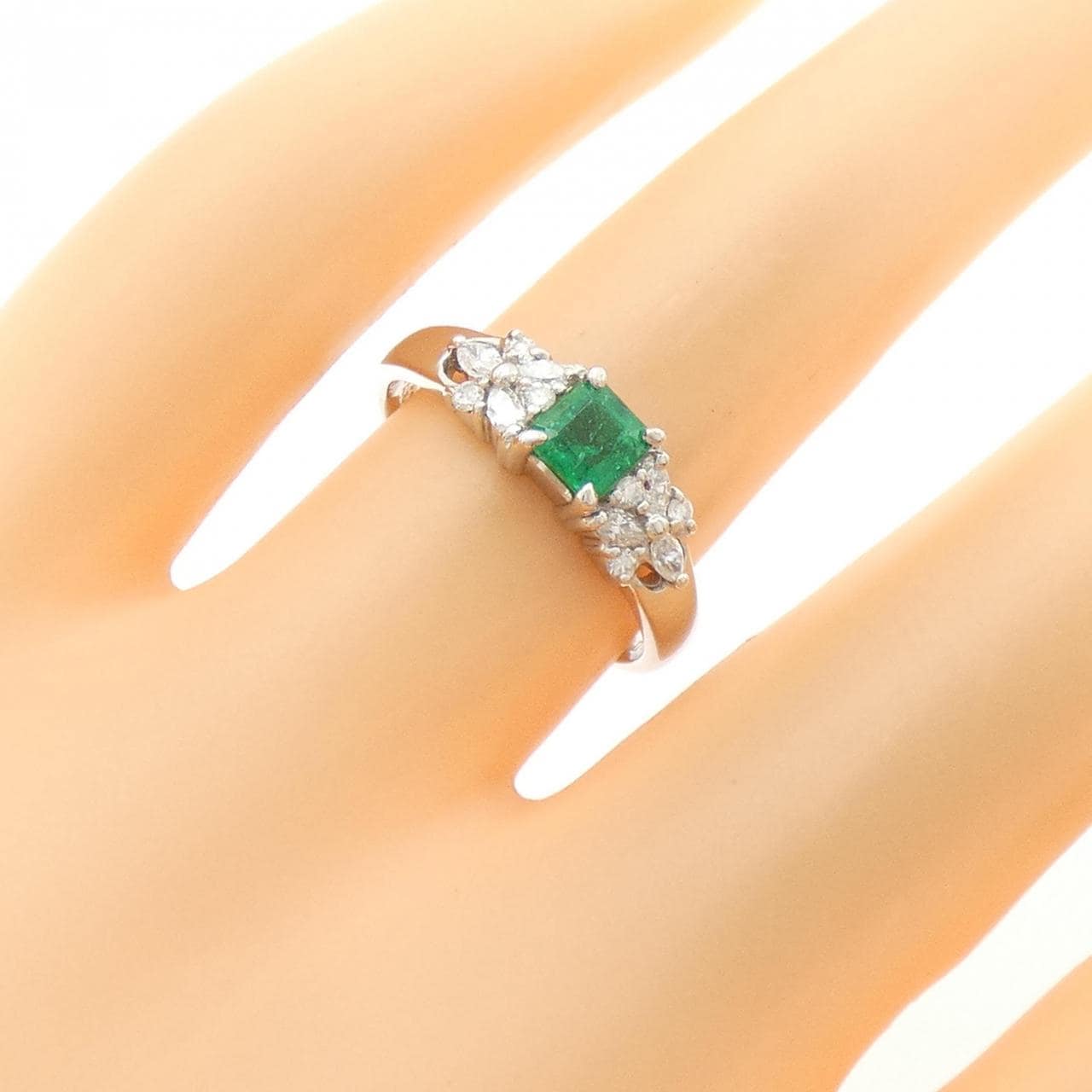 PT900 エメラルド リング 0.41CT