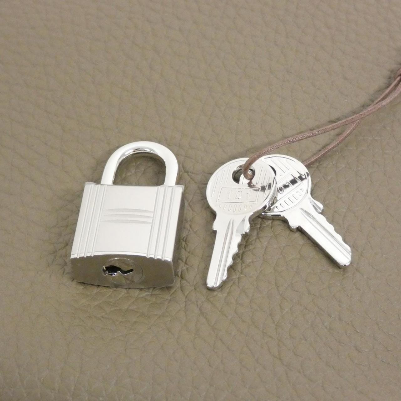 【未使用品】エルメス ピコタン ロック PM 056289CK バッグ