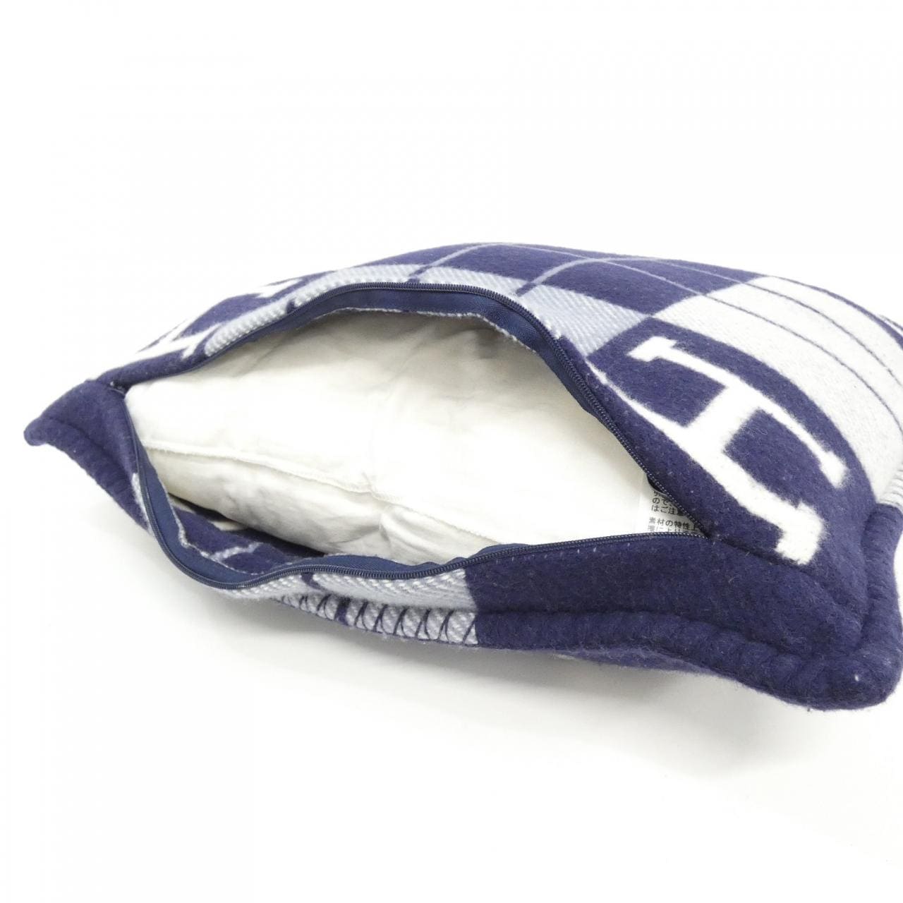 エルメス アヴァロン3 52×52 102666M クッション