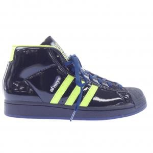 アディダス ADIDAS スニーカー