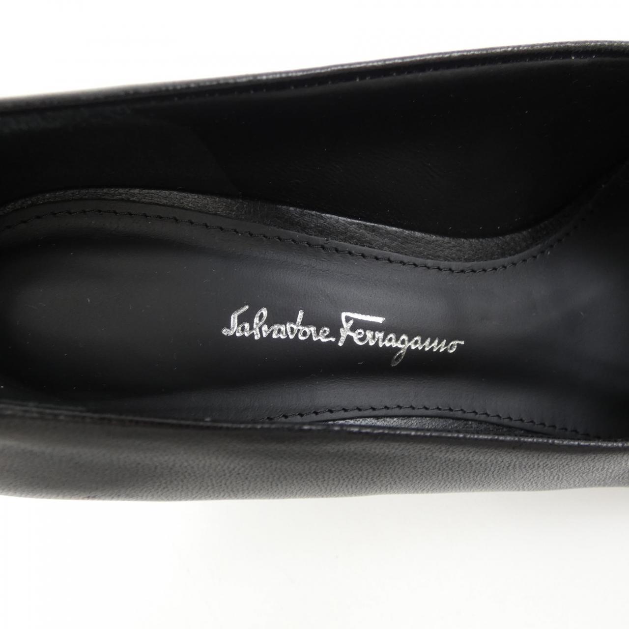 サルヴァトーレフェラガモ SALVATORE FERRAGAMO パンプス